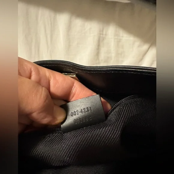 Authentic Gucci black/gray logo canvas shoulder bag - Picture 13 of 17